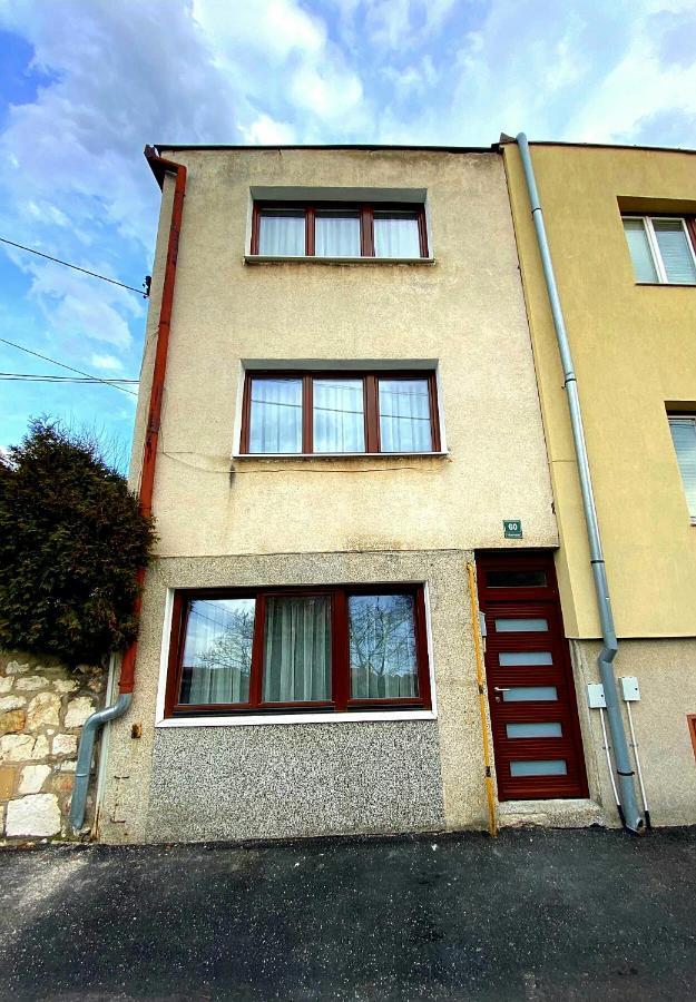 Apartman Slatki Dom 2 SJJ Esterno foto