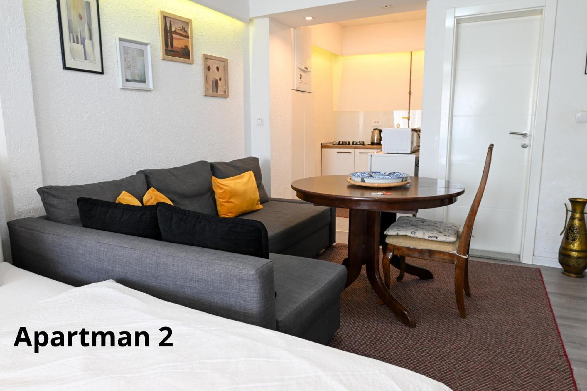 Apartman Slatki Dom 2 SJJ Esterno foto