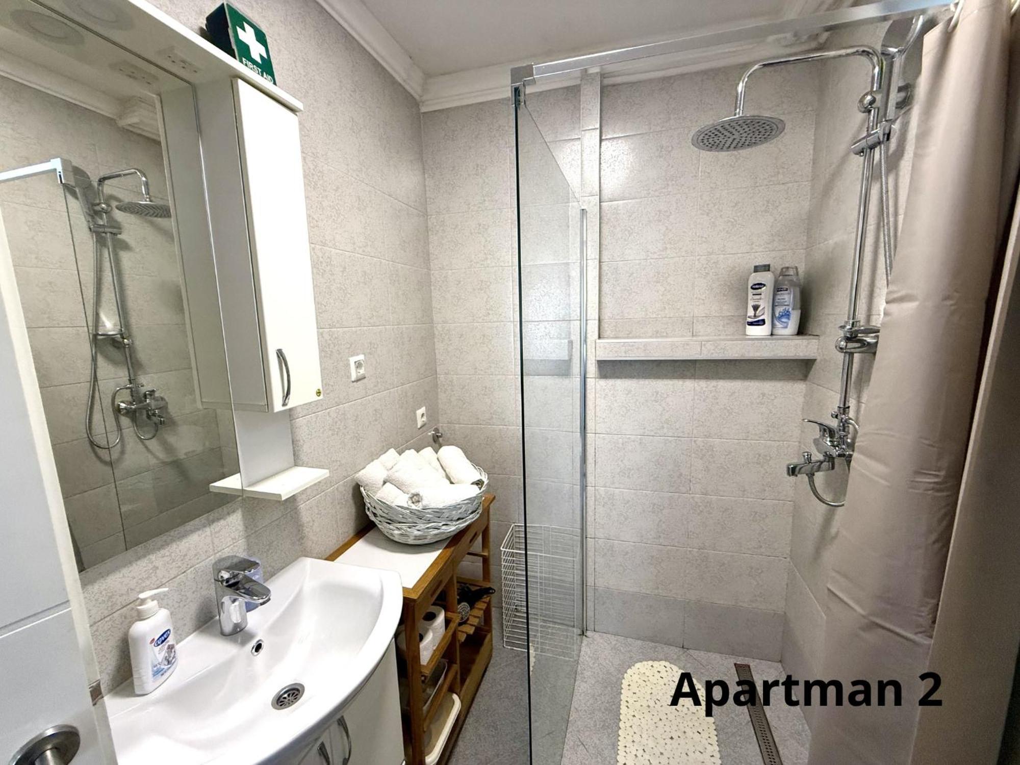 Apartman Slatki Dom 2 SJJ Esterno foto